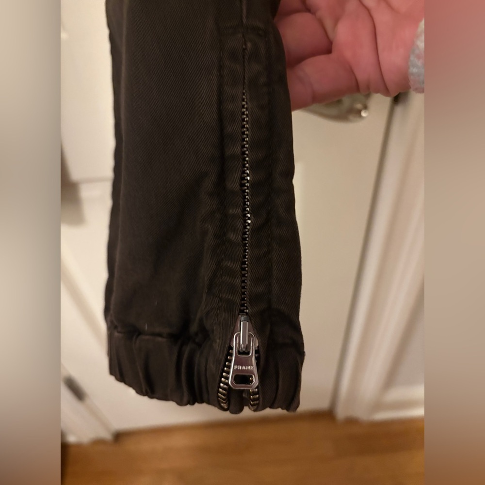 Frame Trapunto Stitch Zip Cuff Moto Pants - Picture 10 of 13